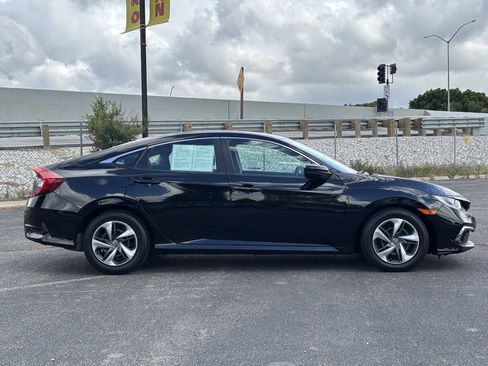 Used 2019 Honda Civic LX image 2