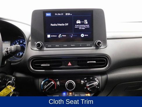 Used 2023 Hyundai Kona SE image 42
