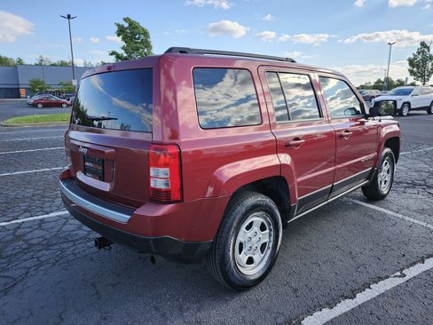 Used 2014 Jeep Patriot Sport w/ Power Value Group AWD/4WD image 14