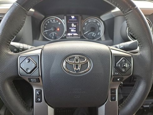 Used 2021 Toyota Tacoma SR5 image 26