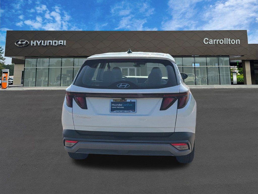 Certified 2026 Hyundai Tucson SE FWD image 6