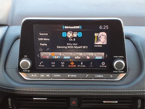 Used 2023 Nissan Rogue SV image 20