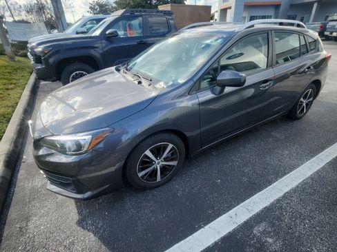 Used 2023 Subaru Impreza Premium image 2