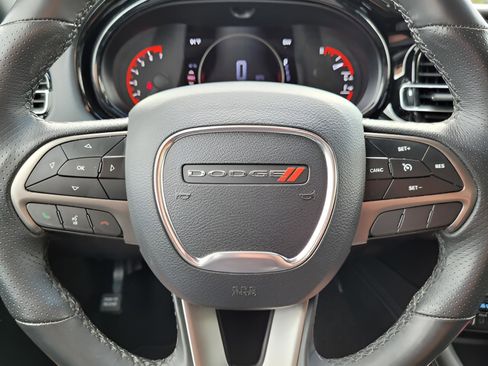 Used 2024 Dodge Durango SXT w/ 3rd Row Seating Group image 32