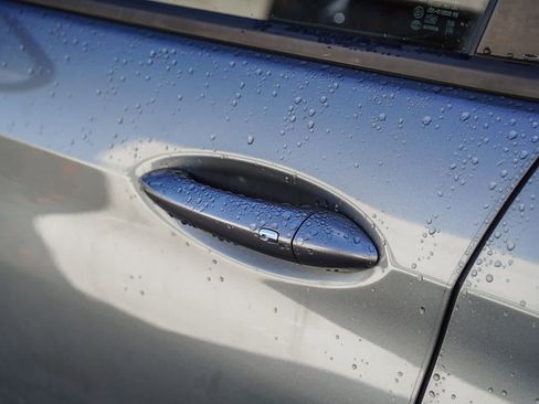 Used 2021 Chevrolet TrailBlazer LT w/ Convenience Package image 14