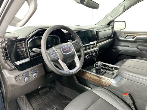 Used 2024 GMC Sierra 1500 Elevation w/ Elevation Premium Package AWD/4WD image 21