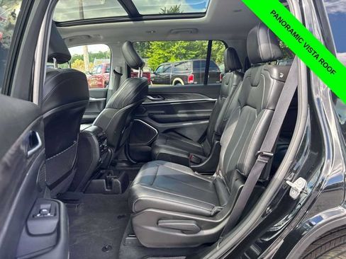 Used 2022 Jeep Grand Cherokee L Limited w/ Trailer Tow Group (B) AWD/4WD image 27