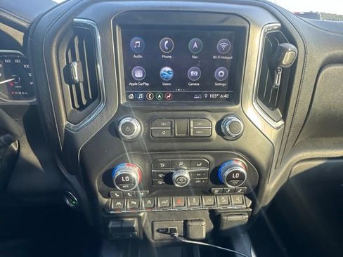 Used 2019 GMC Sierra 1500 Denali w/ Denali Ultimate Package AWD/4WD image 9