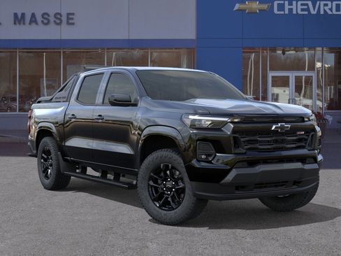New 2026 Chevrolet Colorado Z71 w/ Midnight Edition AWD/4WD image 7
