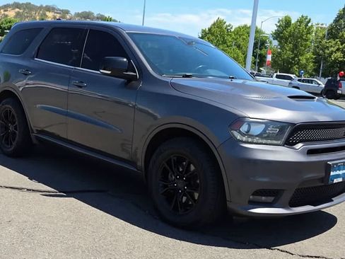 Used 2019 Dodge Durango R/T w/ Trailer Tow Group IV AWD/4WD image 2