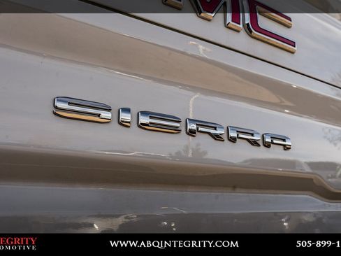 Used 2025 GMC Sierra 2500 SLE w/ SLE Value Package; image 13