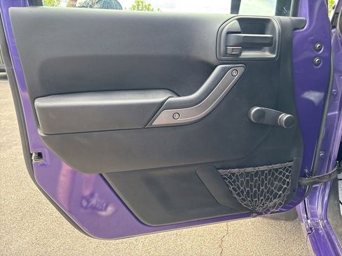 Used 2017 Jeep Wrangler Unlimited Sport AWD/4WD image 8