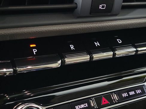 Certified 2020 Lincoln Corsair FWD w/ Premium Package image 31