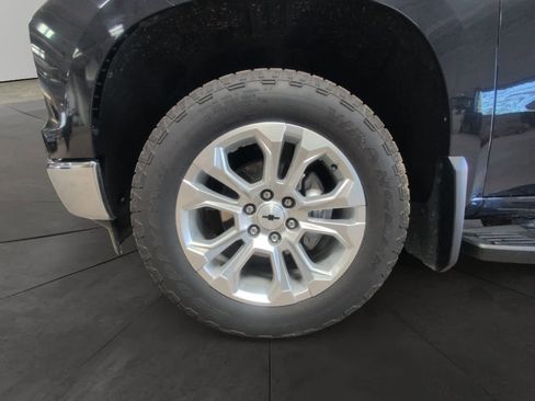Used 2024 Chevrolet Silverado 1500 LTZ image 14