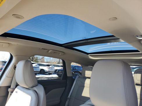 Certified 2023 Lincoln Corsair Reserve w/ Equipment Group 201A image 11