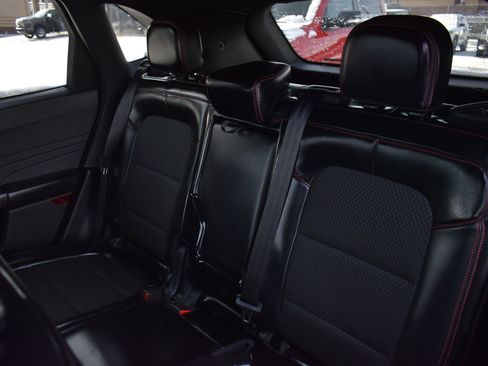 Used 2025 Ford Escape ST-Line image 15