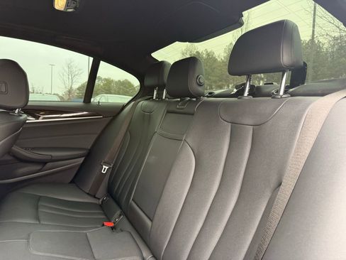 Used 2019 BMW 530i xDrive image 30