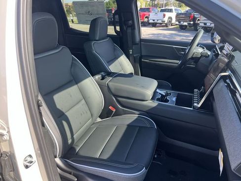 New 2026 GMC Sierra EV Elevation image 11