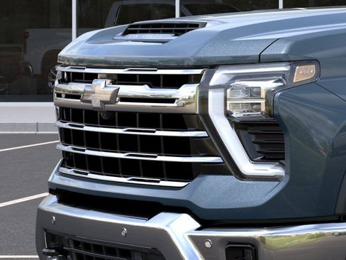 New 2026 Chevrolet Silverado 3500 LTZ w/ LTZ Plus Package AWD/4WD image 37