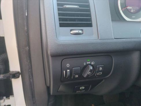 Used 2012 Volvo XC60 3.2 FWD image 12