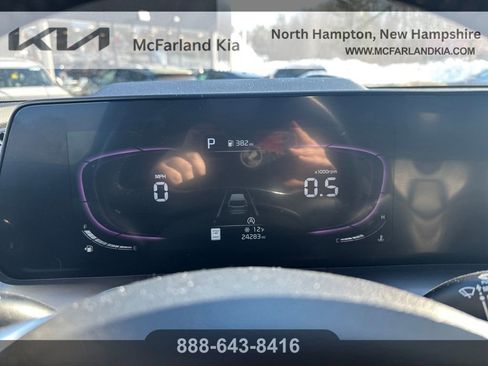 Used 2024 Kia Telluride S w/ S Sunroof Package image 17