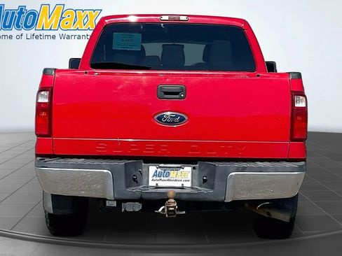 Used 2011 Ford F250 XLT w/ Chrome Pkg AWD/4WD image 7
