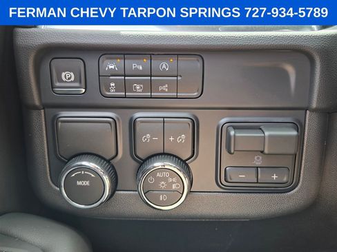 New 2026 Chevrolet Suburban LT w/ Comfort Package RWD image 24