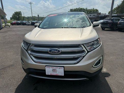 Used 2017 Ford Edge Titanium w/ Equipment Group 301A AWD/4WD image 8