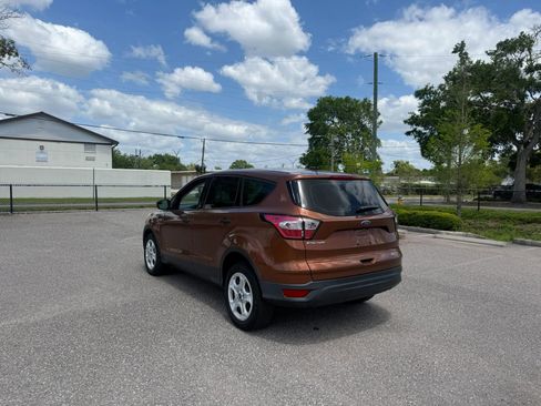 Used 2017 Ford Escape S image 7