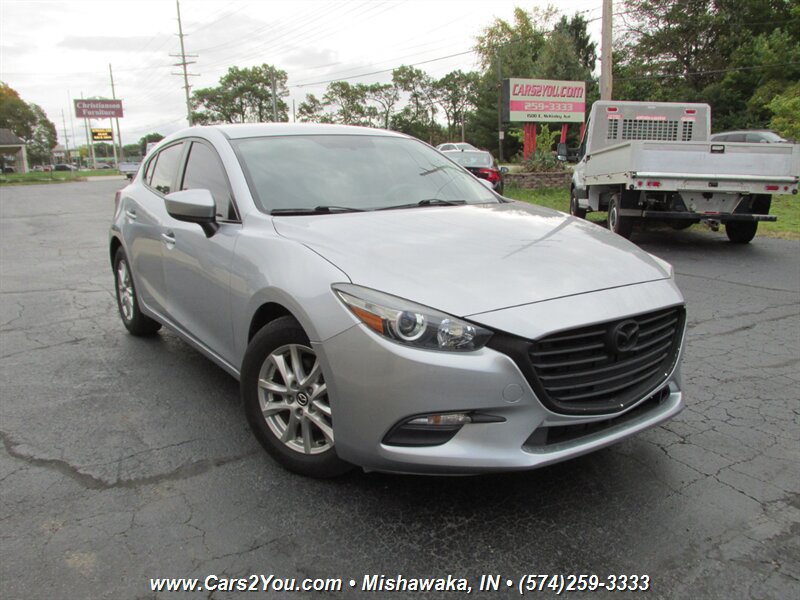 Used 2017 MAZDA MAZDA3 Sport FWD image 1