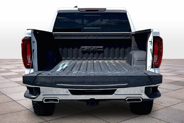 Used 2023 GMC Sierra 1500 SLT w/ SLT Premium Plus Package AWD/4WD image 18