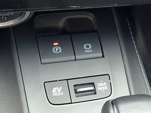 Used 2024 Toyota Venza Nightshade AWD/4WD image 23
