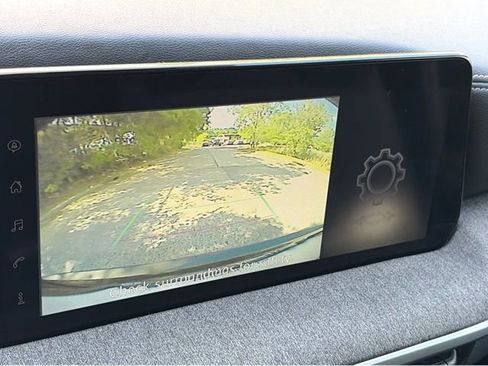 Certified 2025 Nissan Kicks SV FWD image 29