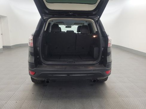 Used 2017 Ford Escape SE w/ Equipment Group 201A FWD image 29
