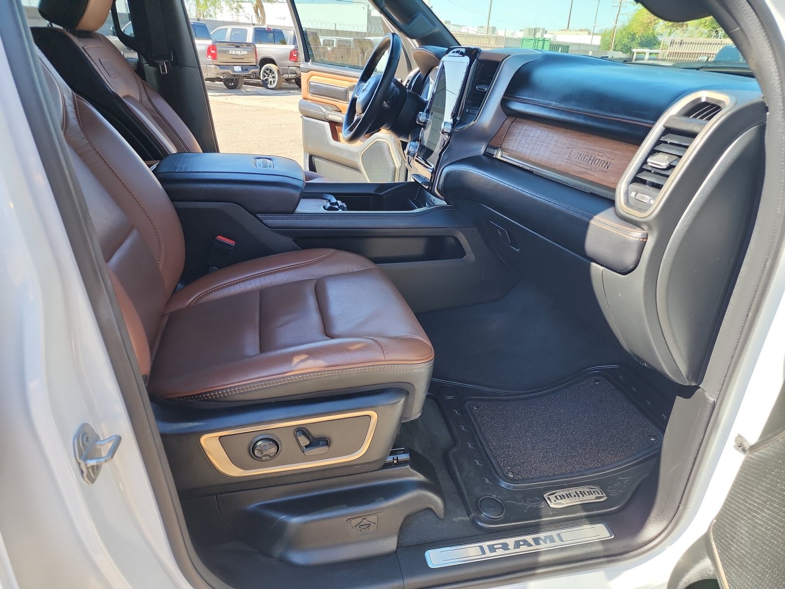 Used 2023 RAM 1500 Limited AWD/4WD image 28
