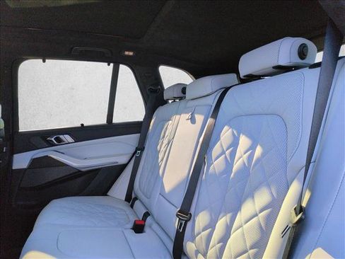 New 2026 BMW X5 M60i image 16