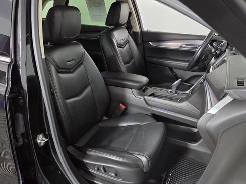 Used 2018 Cadillac XT5 Luxury w/ Driver Awareness Package image 36