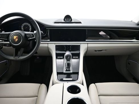 Used 2023 Porsche Panamera Platinum Edition image 9
