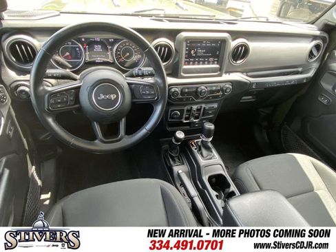 Used 2021 Jeep Wrangler Unlimited Sport AWD/4WD image 15
