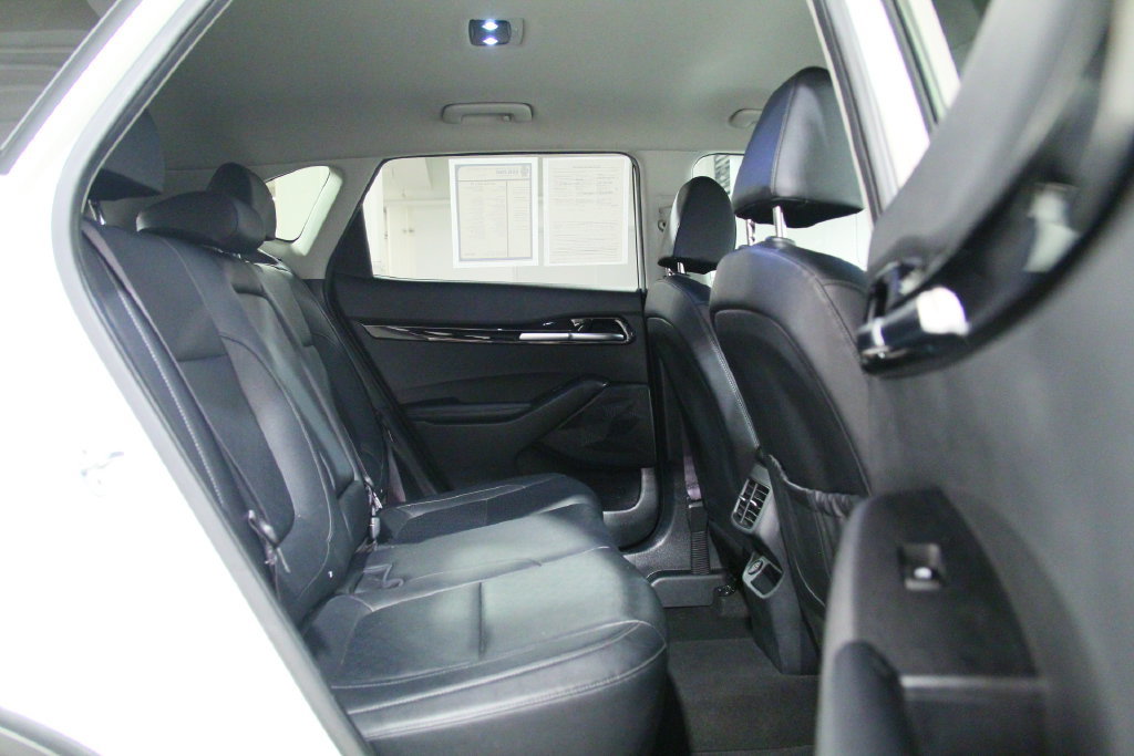 Used 2021 Kia Seltos SX AWD/4WD image 24