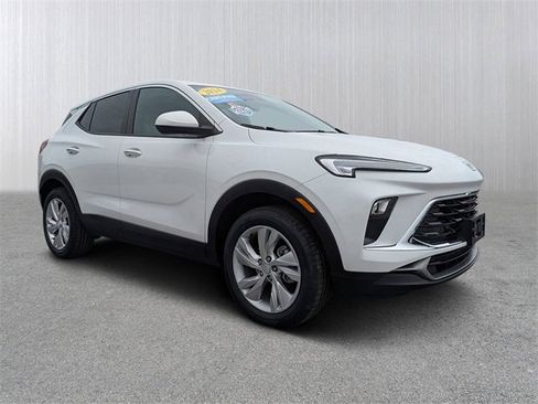 Certified 2024 Buick Encore GX Preferred image 1