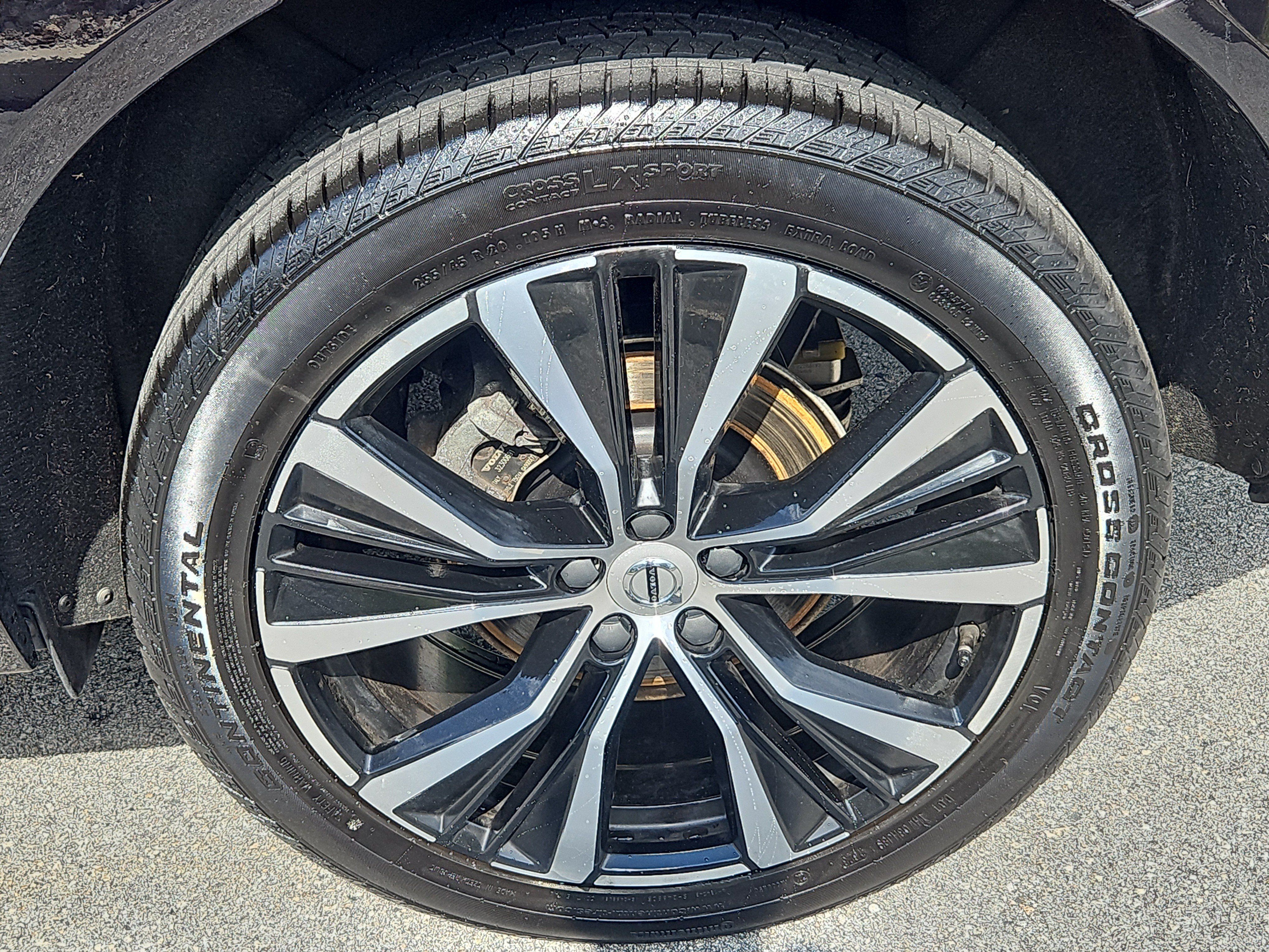 Used 2024 Volvo XC60 B5 Plus w/ Protection Package Premier AWD/4WD image 30