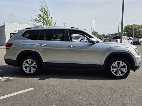Used 2018 Volkswagen Atlas SE AWD/4WD image 6
