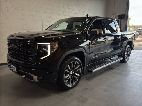 Used 2022 GMC Sierra 1500 Denali Ultimate image 13