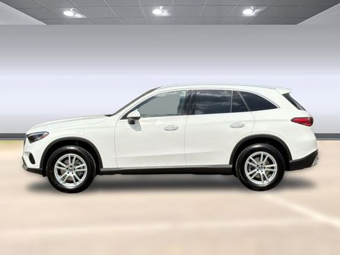 New 2026 Mercedes-Benz GLC 300 image 2