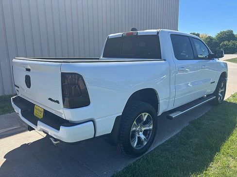 Used 2023 RAM 1500 Laramie AWD/4WD image 3