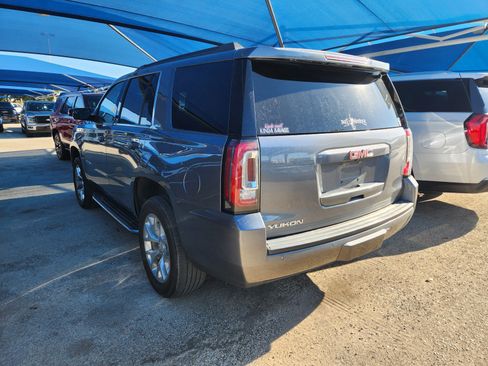 Used 2018 GMC Yukon SLE w/ SLE Value Package AWD/4WD image 3