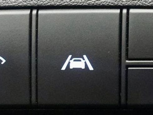 Used 2023 Hyundai Elantra SEL image 27