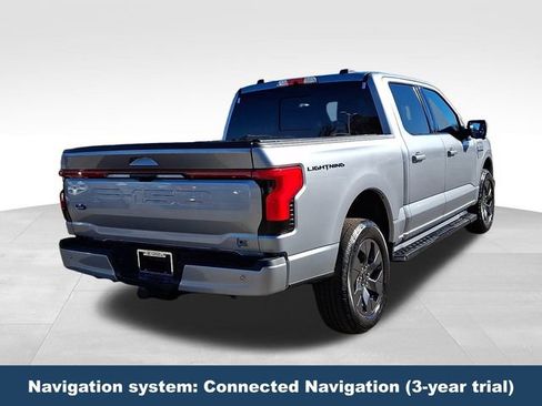 Used 2022 Ford F150 Lightning Lariat w/ Tow Technology Package image 7