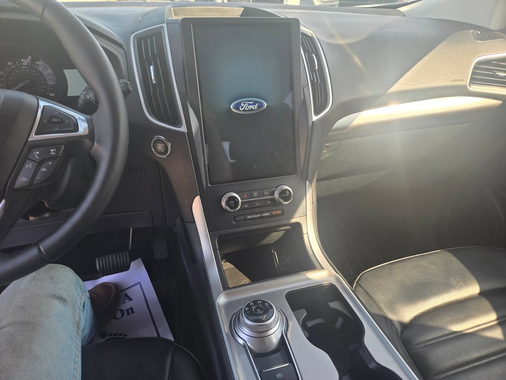 Used 2024 Ford Edge SEL w/ Convenience Package AWD/4WD image 9